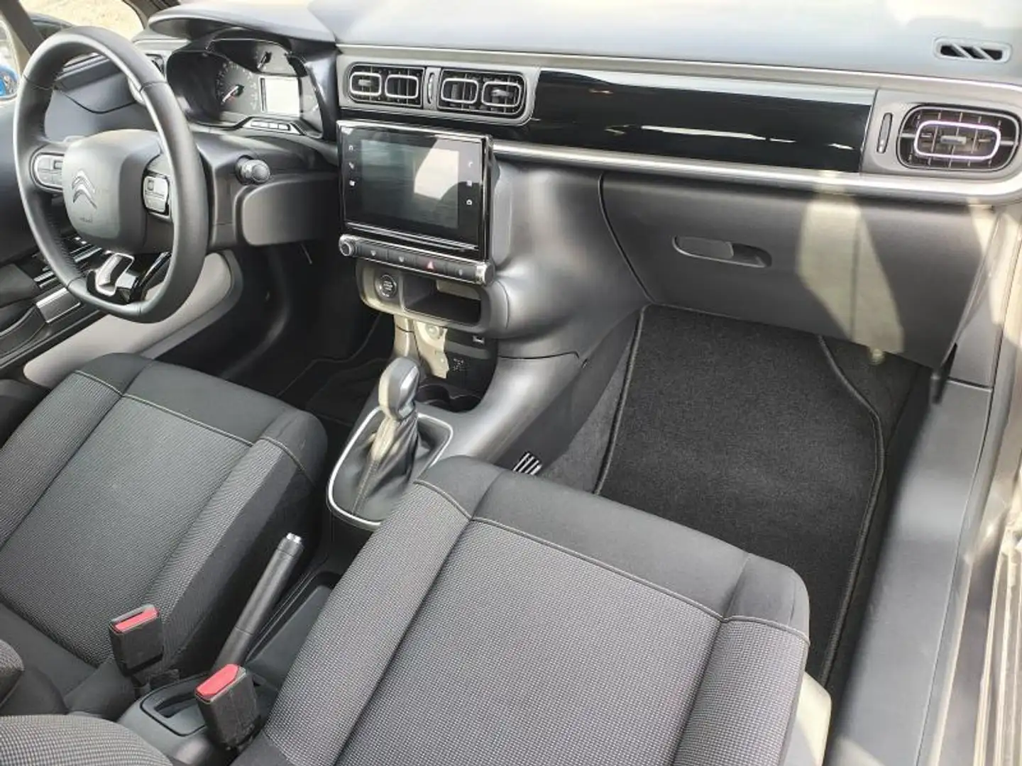 Citroen C3 Max / EAT6 / Carplay Grau - 2