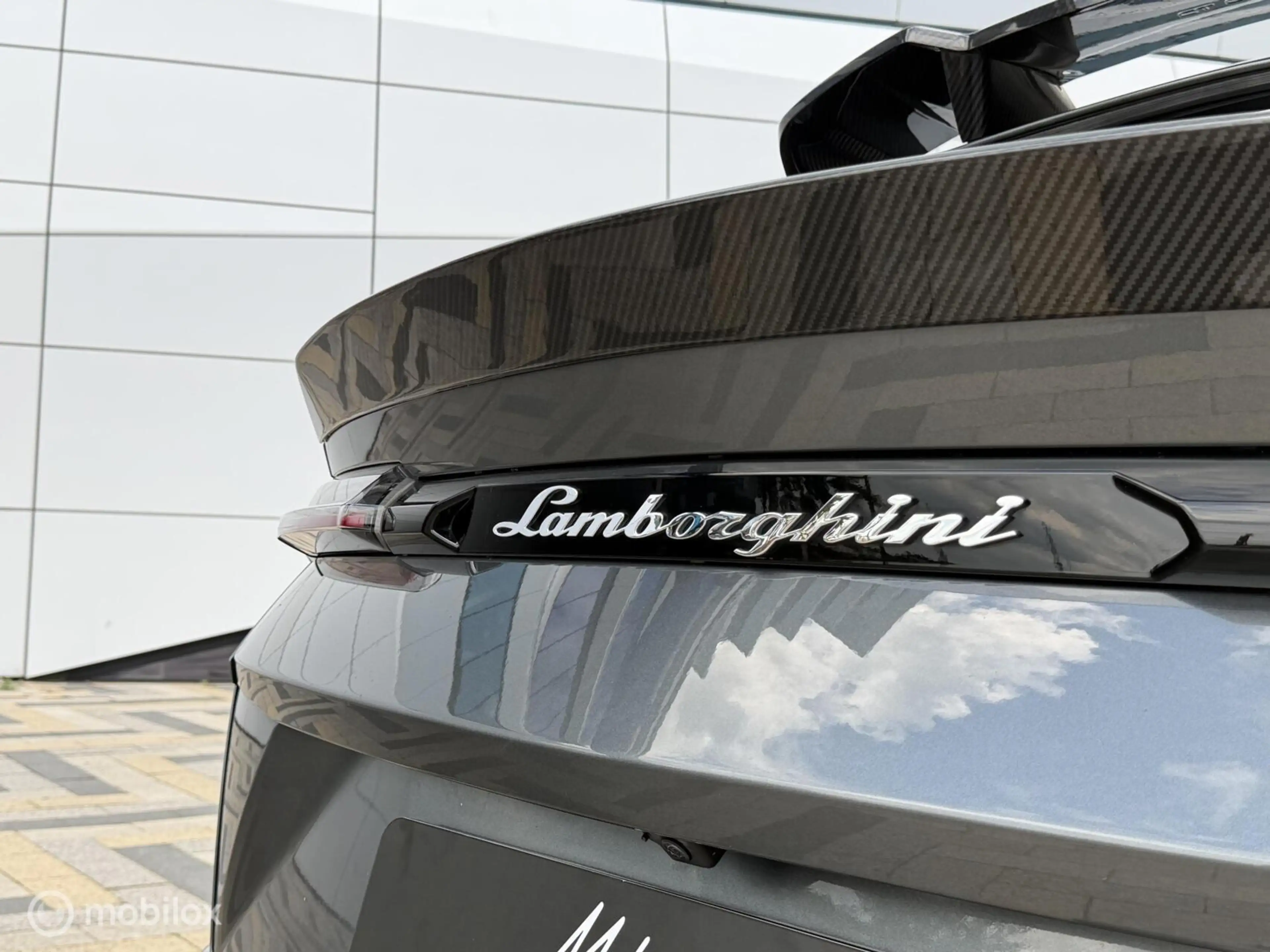 Lamborghini Urus 4.0 V8 Widebody Carbon 735pk | Dealer OH — photo 13