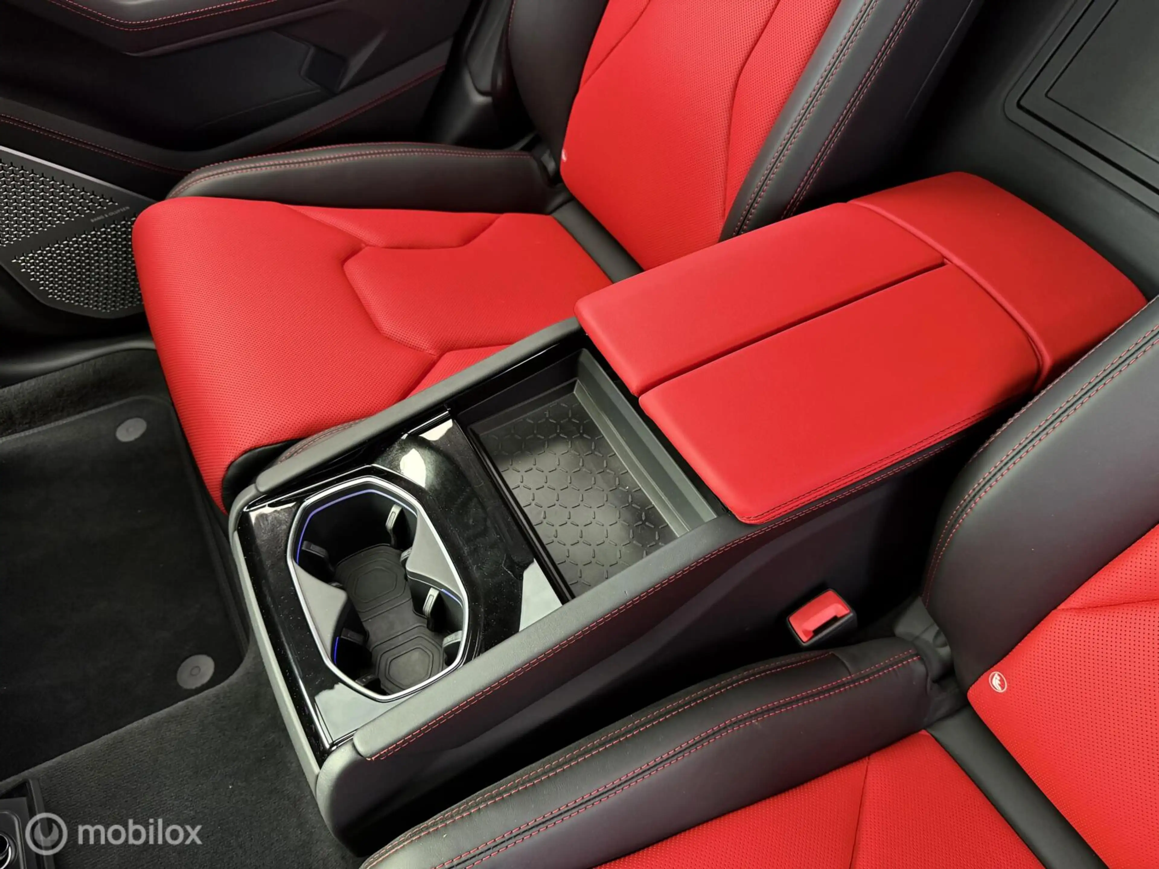 Lamborghini Urus 4.0 V8 Widebody Carbon 735pk | Dealer OH — photo 27