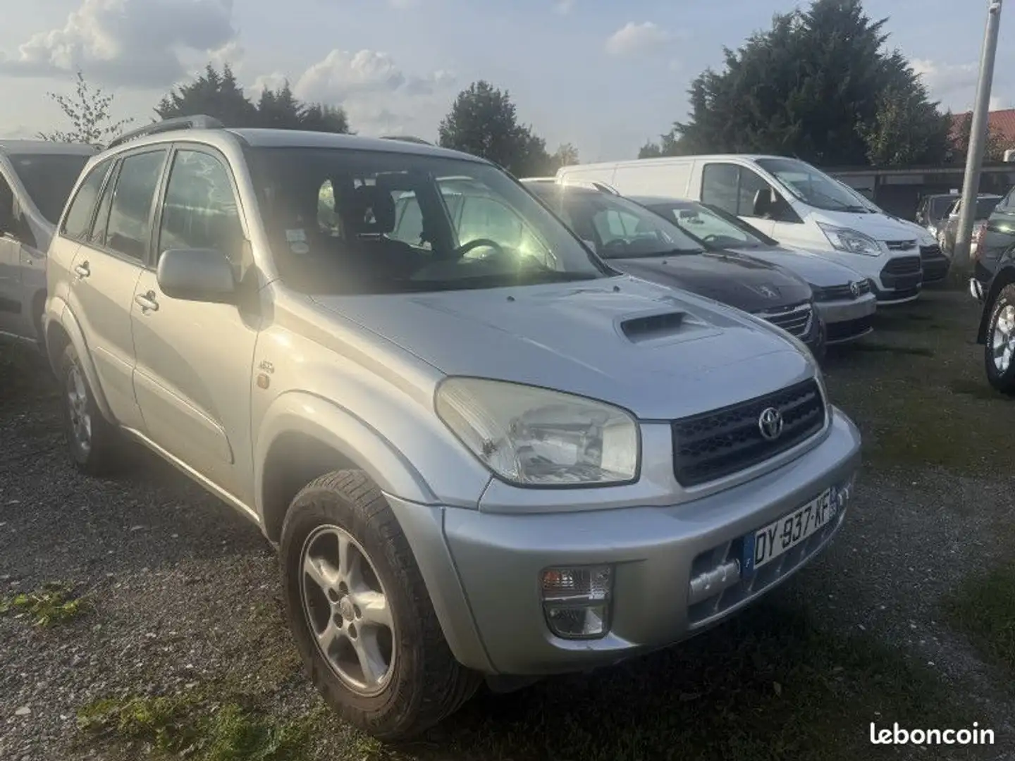 Toyota RAV 4 115 D-4D VX 5P Grau - 1