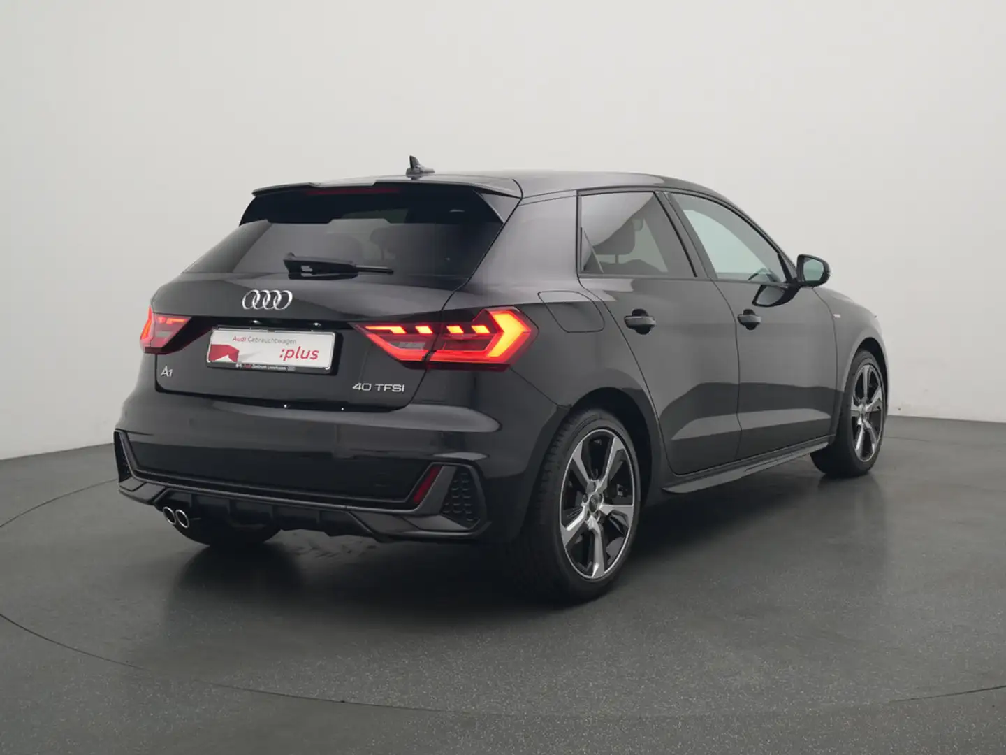 Audi A1 Sportback 40 S line NAVI VIRT AHK KAM CARP Schwarz - 2