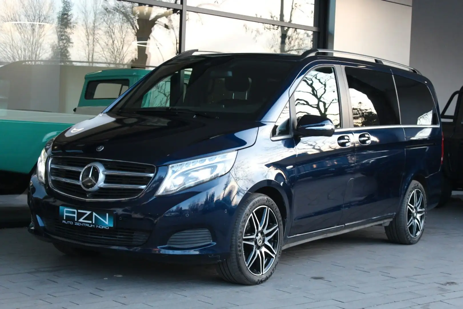 Mercedes-Benz V 250 lang AVANTGARDE EDITION 8-Sitzer Blau - 2