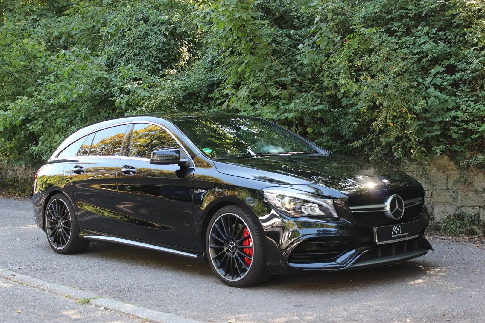 Mercedes-Benz CLA 45 AMG 4Matic SB | AMG Dynamic+ | Pano | Schwarz - 1