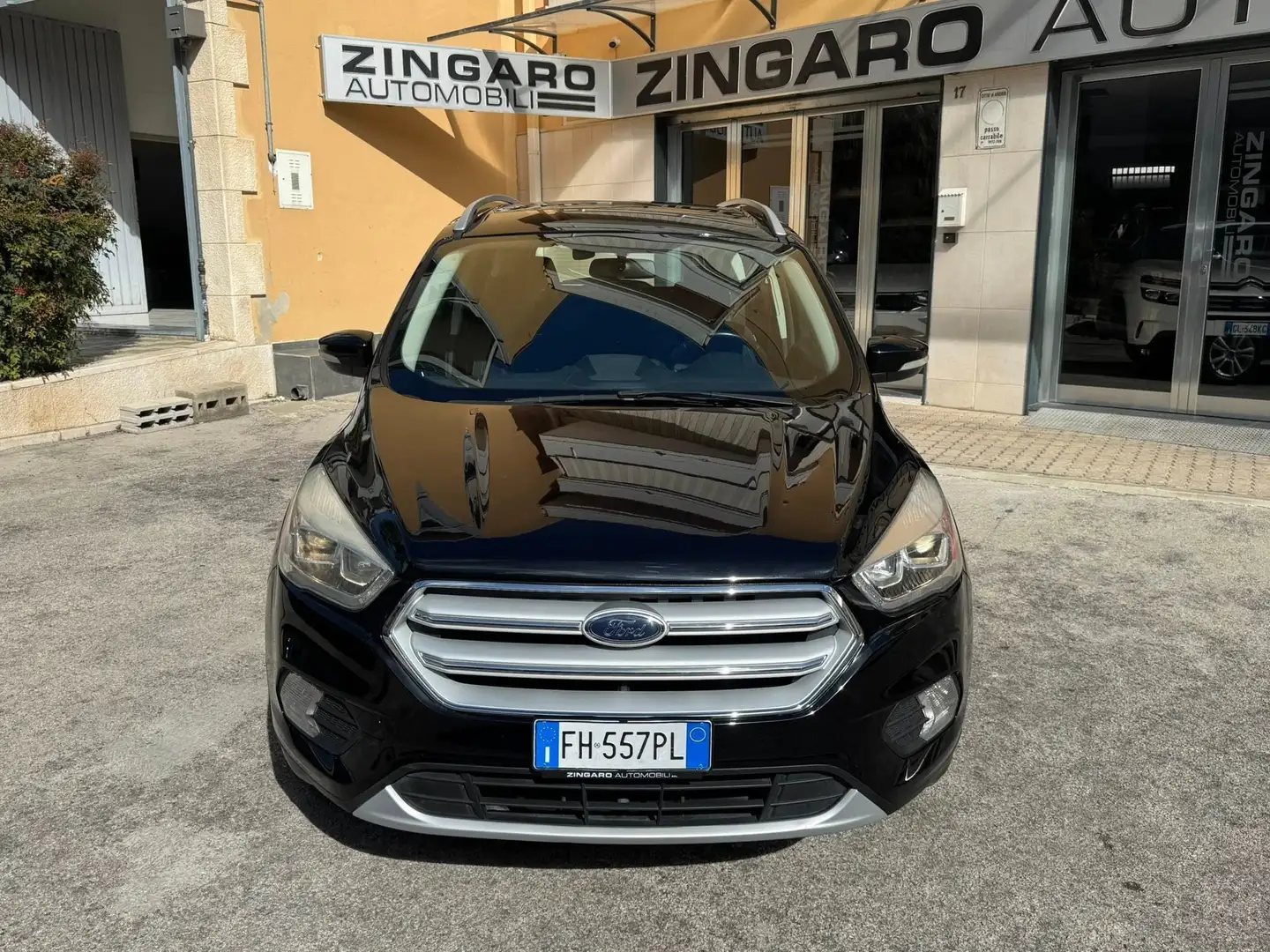 Ford Kuga 1.5 TDCI 120 CV. 2WD TITANIUM NACI+CERCHI Nero - 1