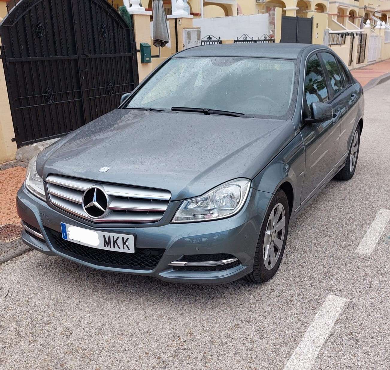 Mercedes-Benz 200 C200 - foto 1