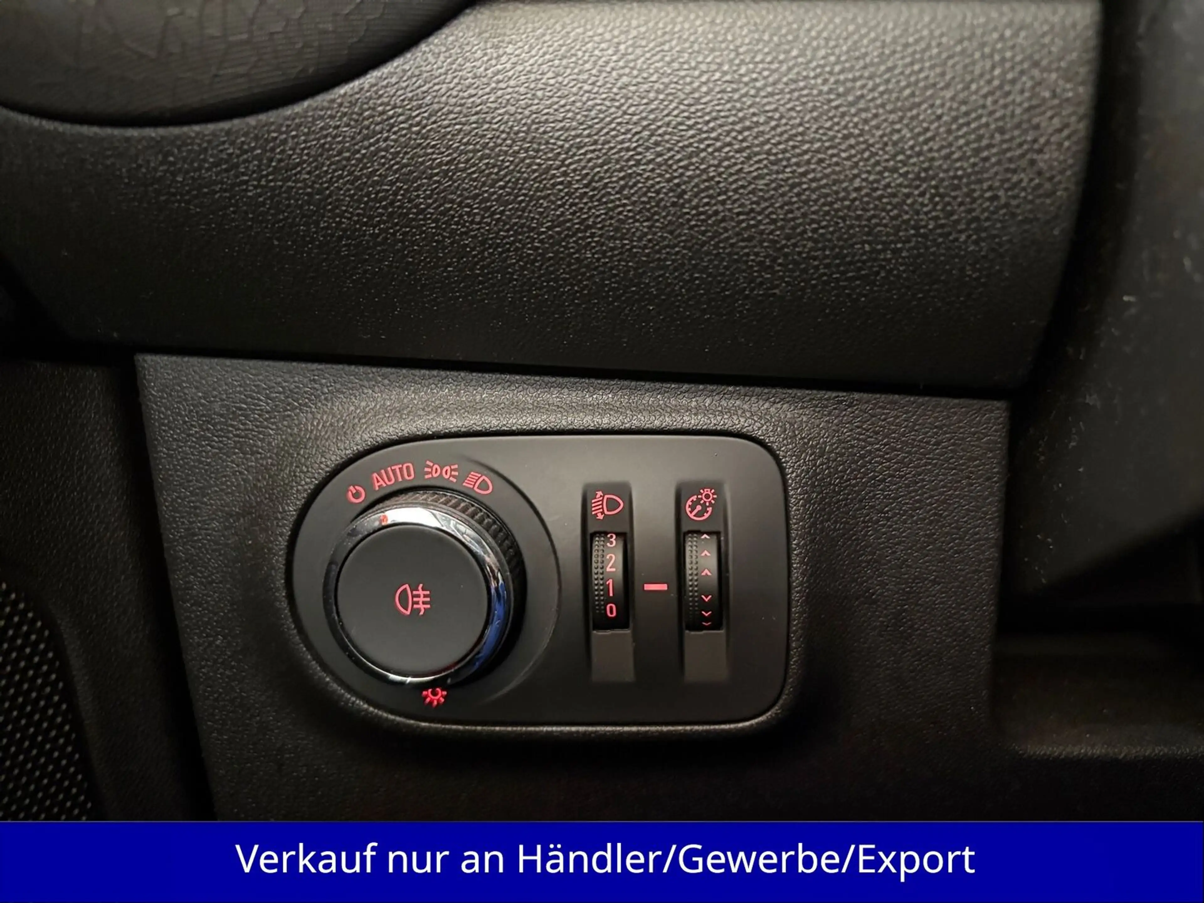 Opel Adam 1.4 Automatik AAC SHZ PDC — photo 15