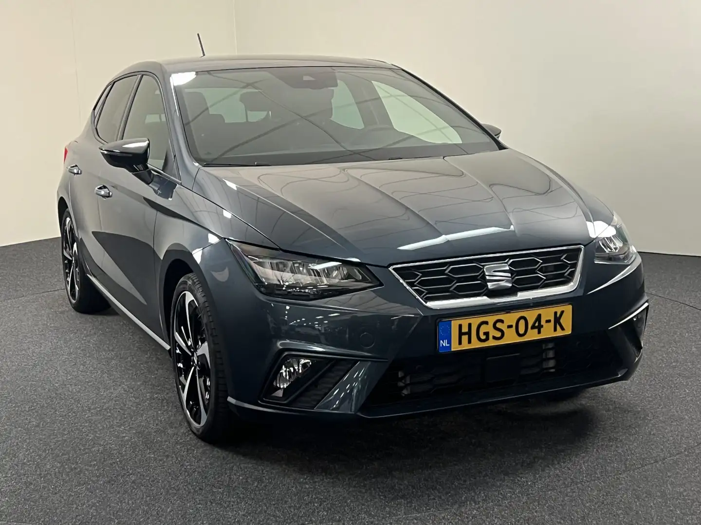 SEAT Ibiza 1.0 EcoTSI FR 115 PK DSG Carplay / 18" / Camera / Gris - 2