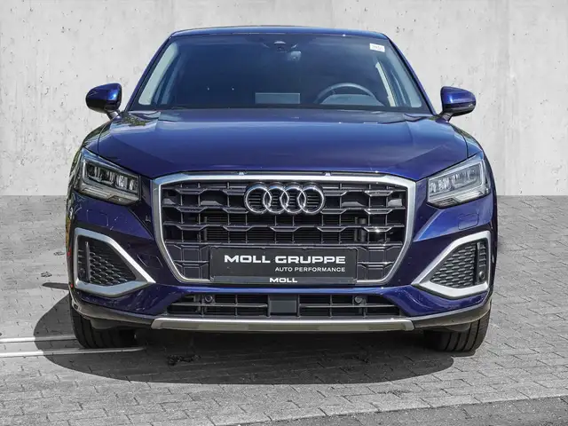 Audi Q2 view 3