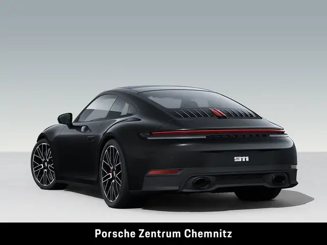 Porsche 911 view 3