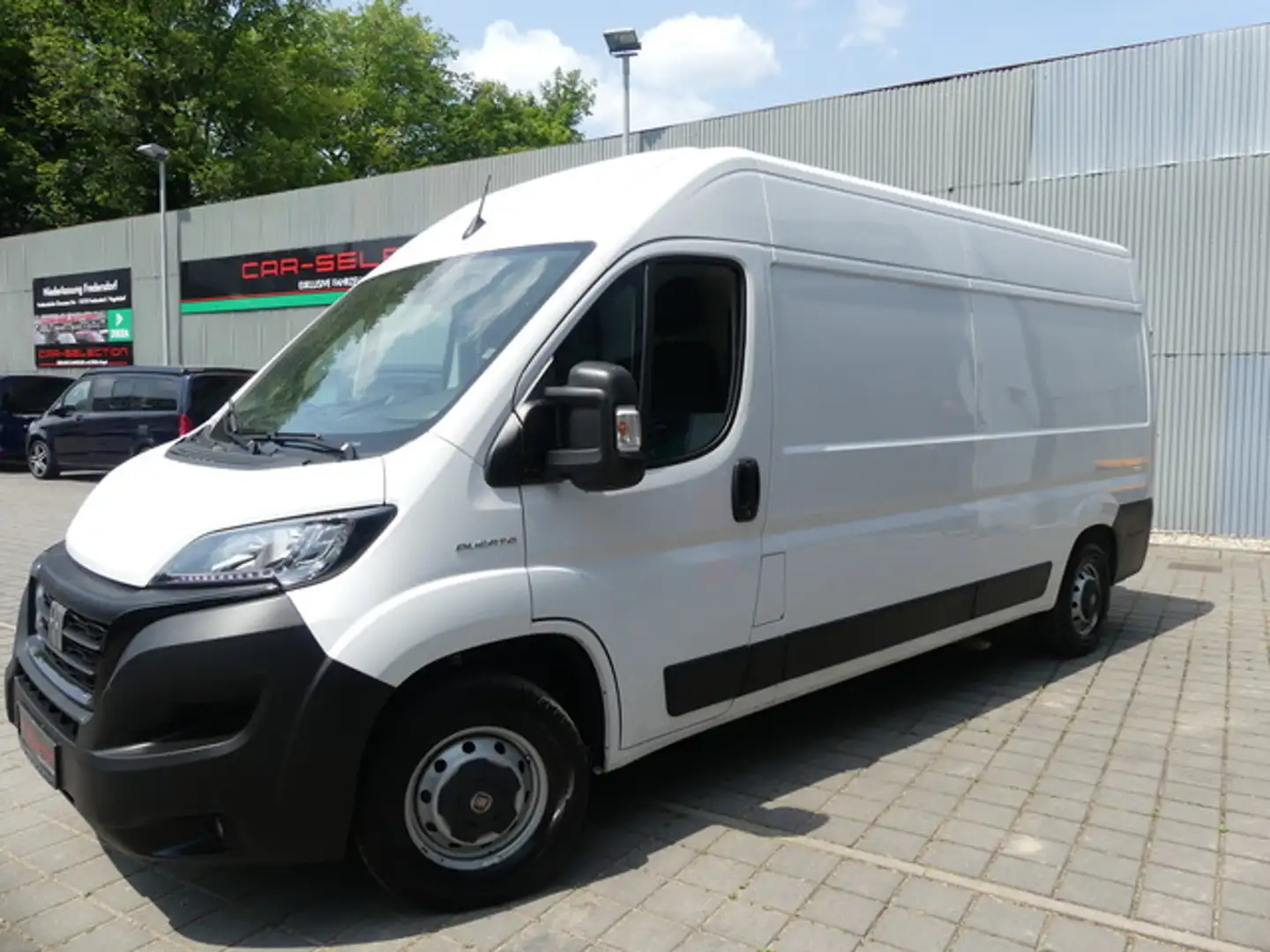 Fiat Ducato Kasten 35 L4H2 SCHRÄNKE/NAVI/KAMERA/AHK Weiß - 2