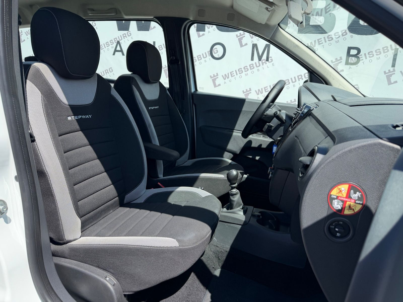 Dacia Lodgy Stepway 1.3TCe NAVI*RFK*KLIMA*SHZ*TEMPOMAT — photo 11