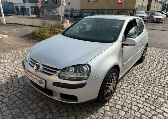 Volkswagen Golf V 3 Portes 1.6 i Tiptronic 102cv Boîte auto-2005