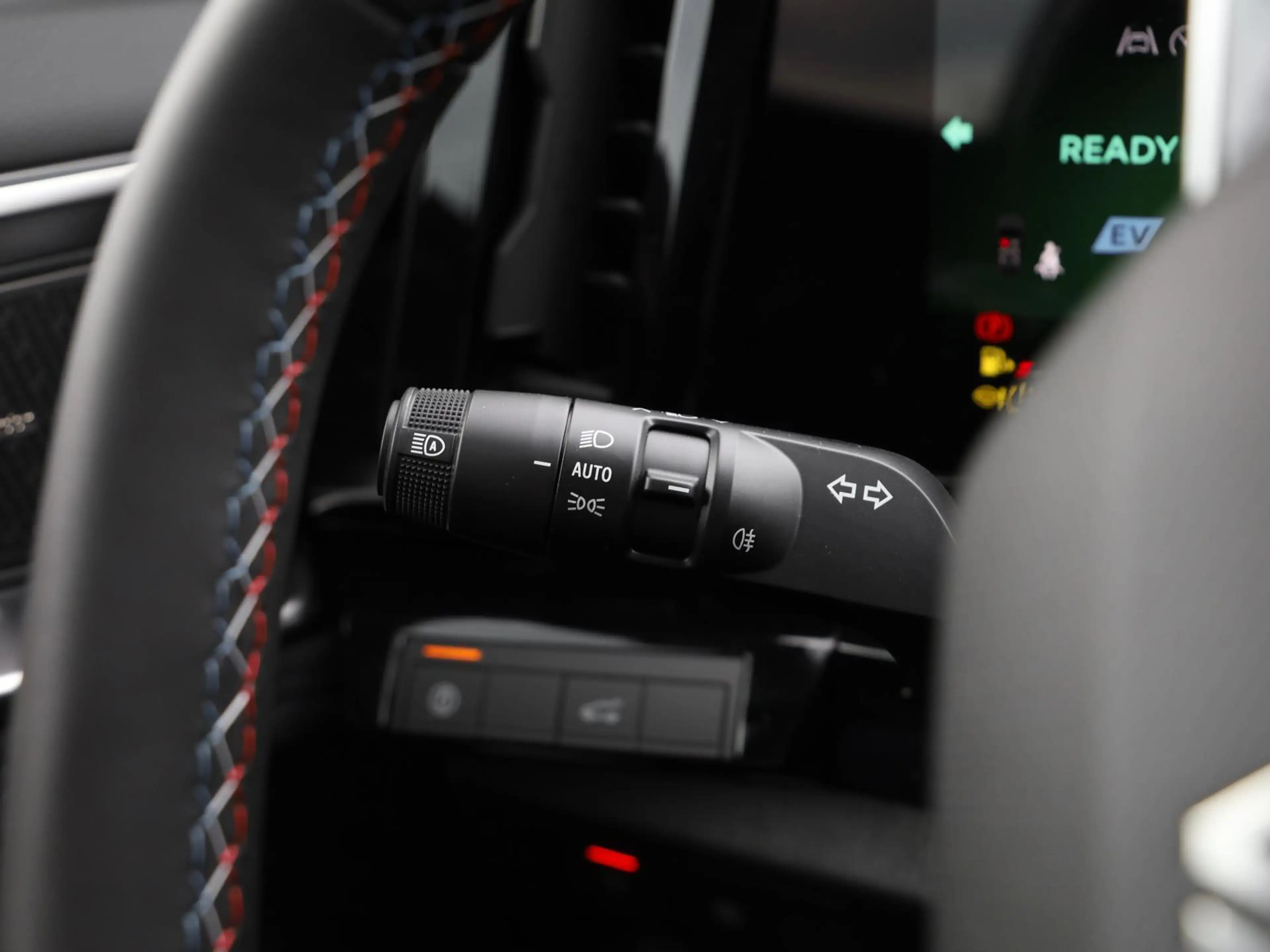 Renault Espace 6 Esprit Alpine Full Hybrid E-Tech 200 7-Sitzer — photo 15