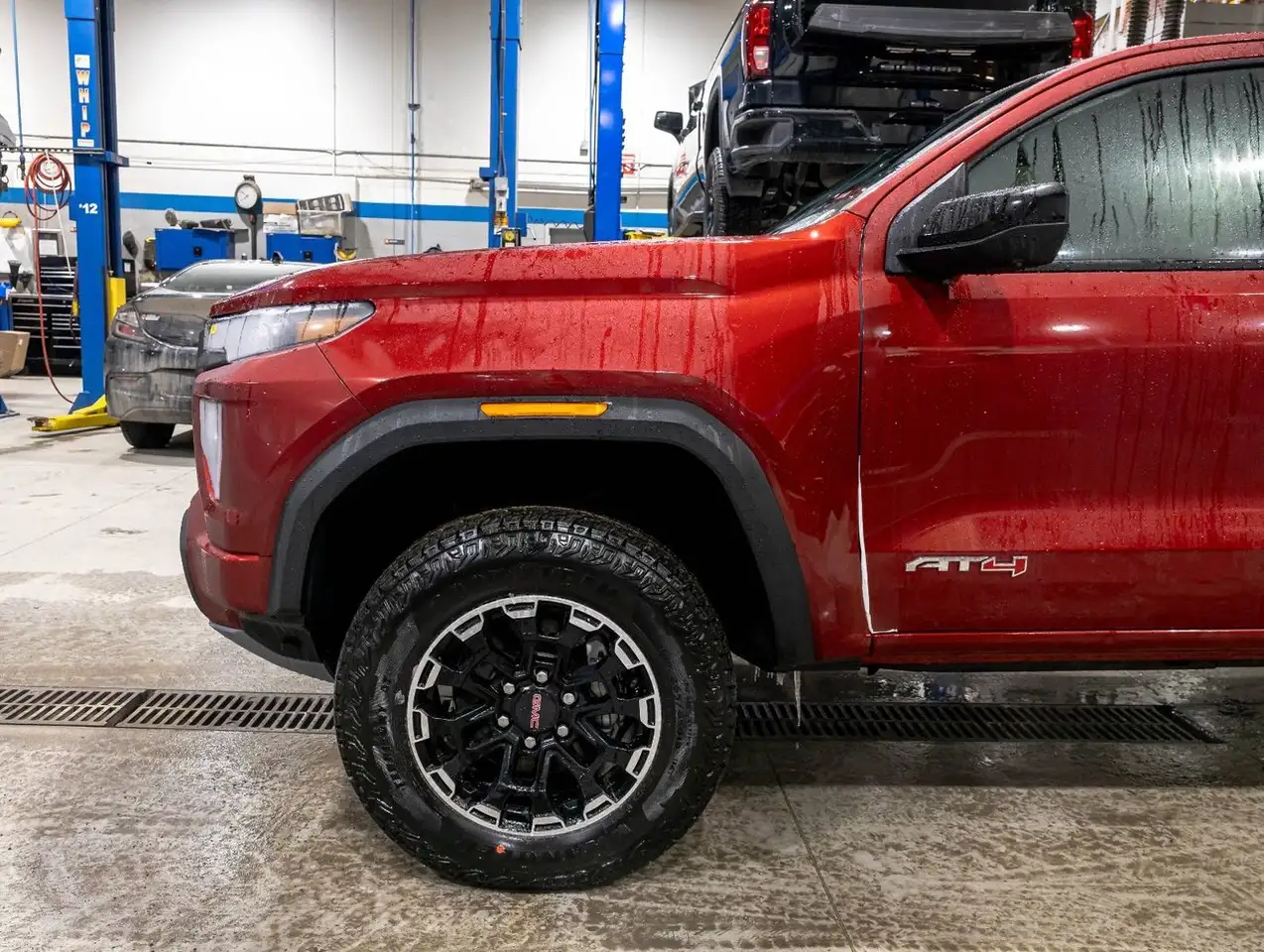 GMC Canyon снимка GMC Canyon