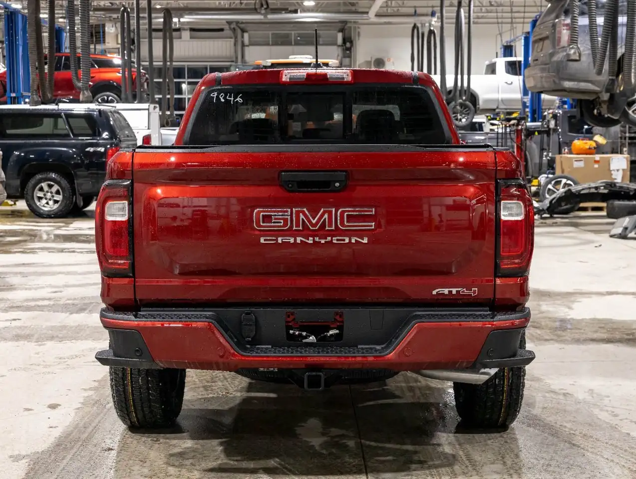 GMC Canyon снимка GMC Canyon