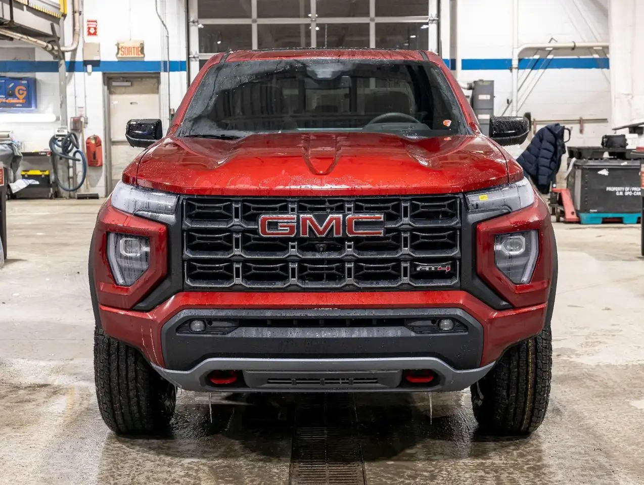 GMC Canyon снимка GMC Canyon
