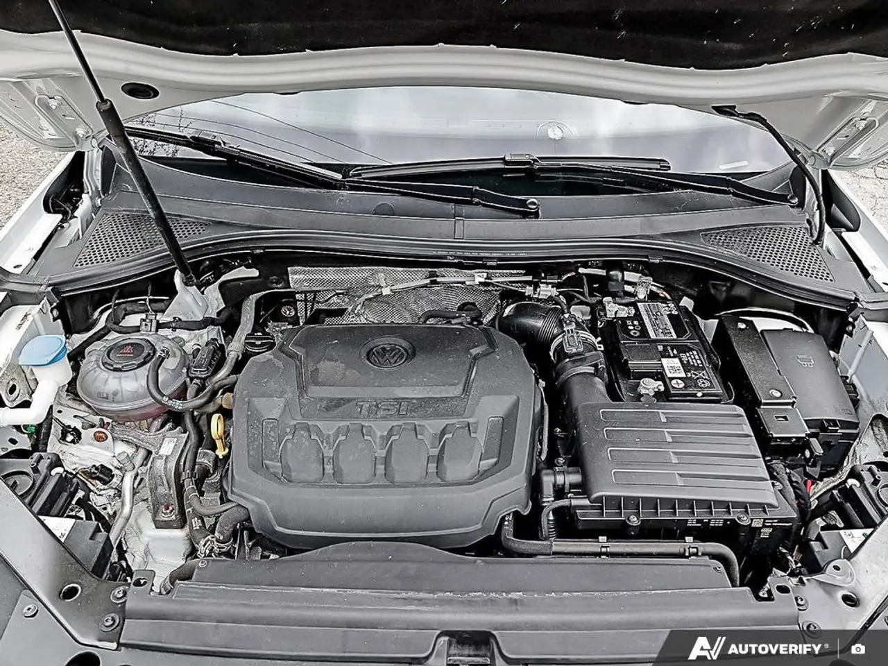 Volkswagen Tiguan снимка Volkswagen Tiguan