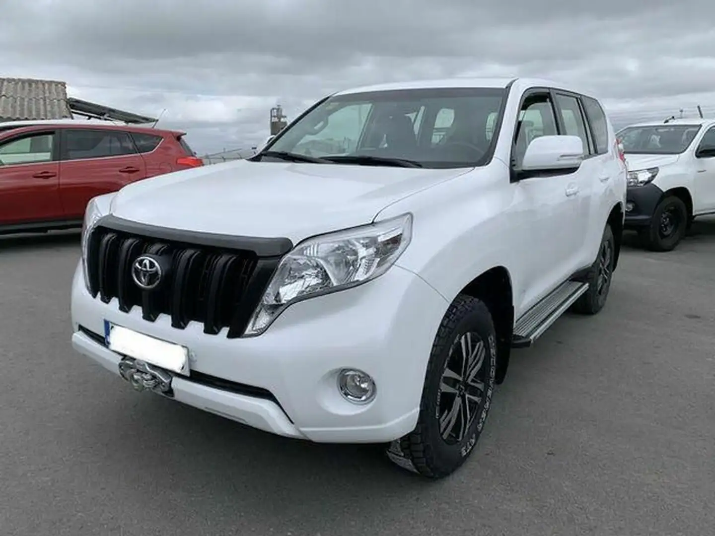 Toyota Land Cruiser D-4D GX Білий - 2
