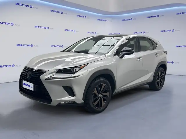 Lexus NX 200t Hybrid 4WD Luxury