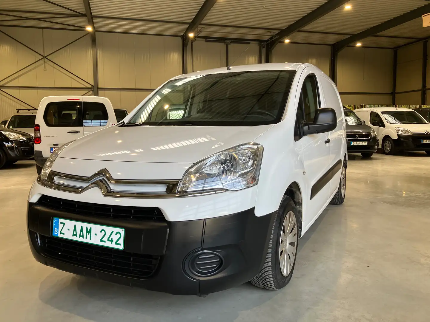 Citroen Berlingo 1,6HDI AIRCO 1 EIG. 7810€ Ex BTW 12M OMNIUMGAR Blanc - 1