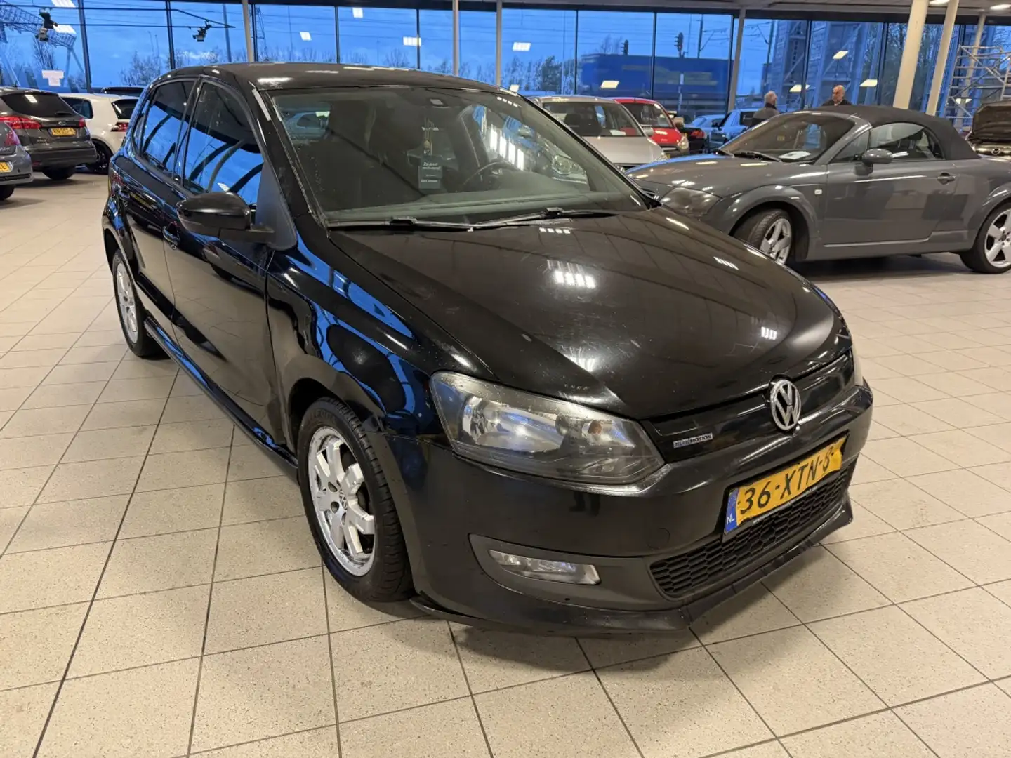 Volkswagen Polo 1.2 TDI Bl.M. Comfl. Zwart - 2