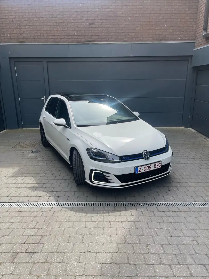 Volkswagen Golf 1.4 GTE Plug-In-Hybrid DSG Wit - 2