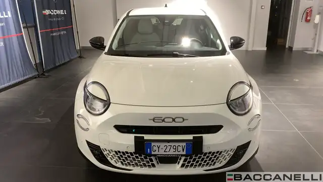 Fiat 600 view 6