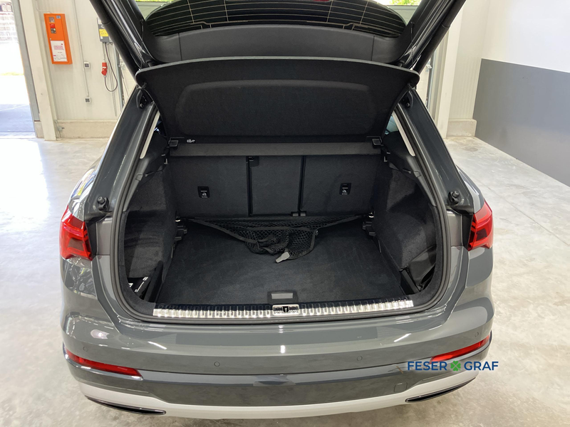 Audi Q3 SUV advanced 35 TFSI S tronic AHK/LED/Nav — photo 10