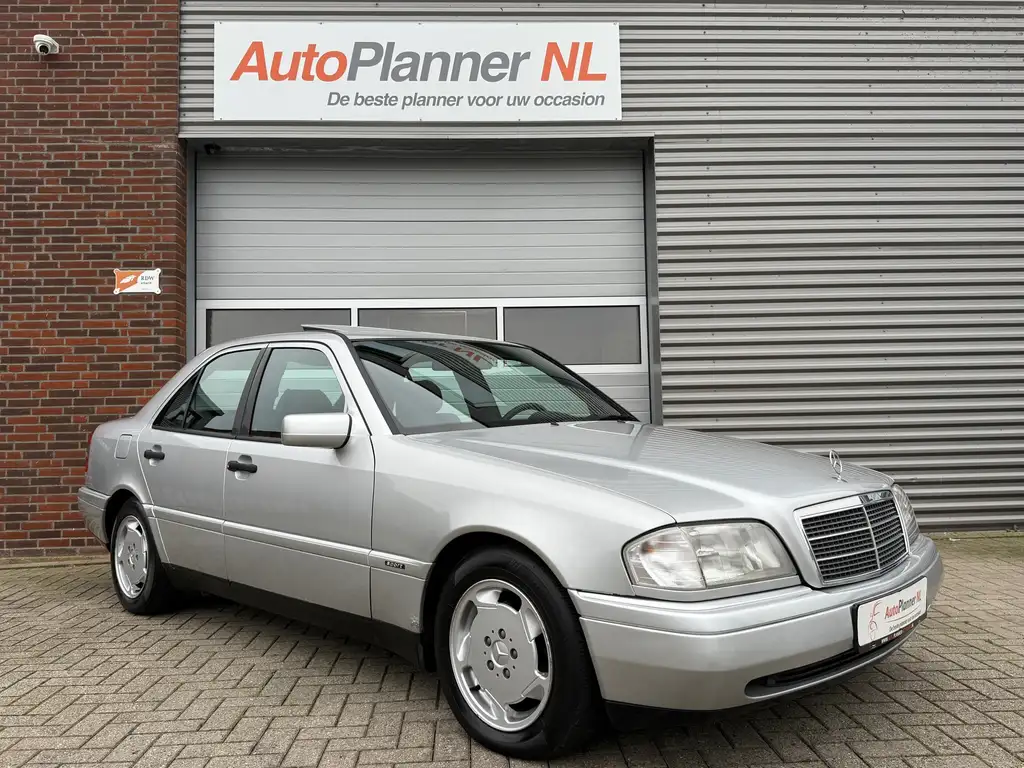 Mercedes-Benz C 280 1993 из Европы — купить под ключ
