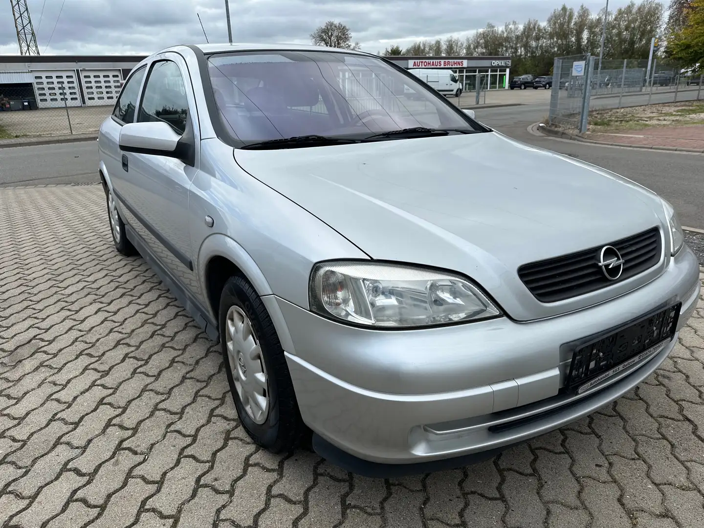 Opel Astra Gris - 2