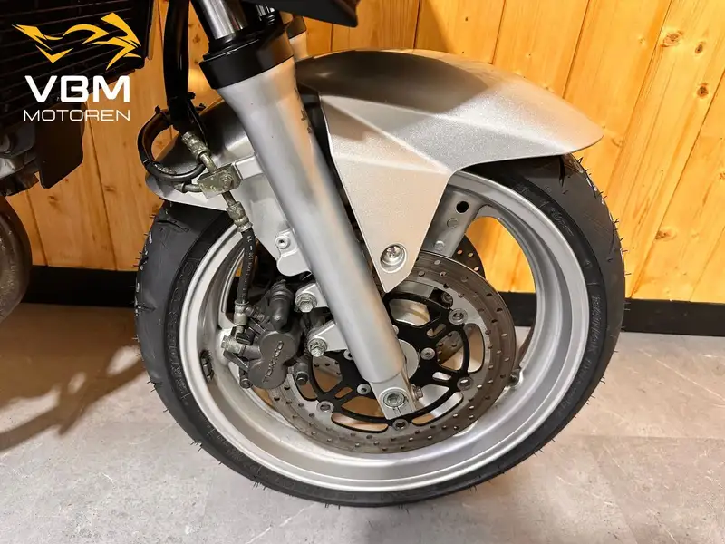 Suzuki SV 650 - foto 7