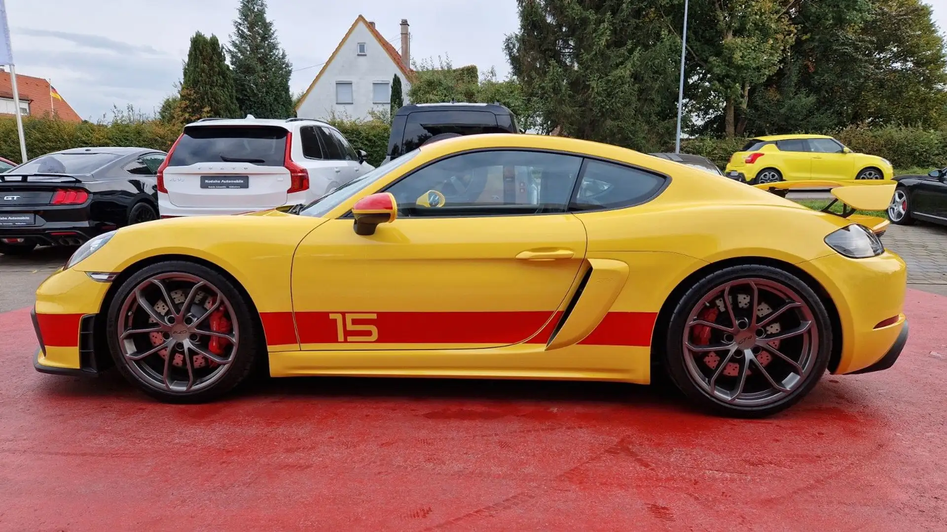 Porsche Cayman GT4 4.0 Xen/Alcantara/KLAPPENAUSPUFF Jaune - 1