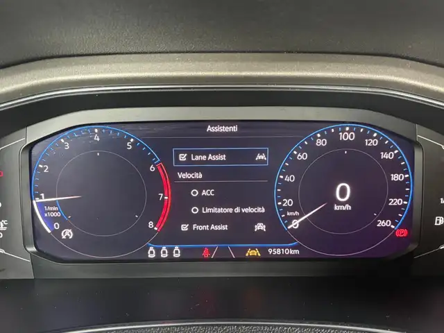 Volkswagen T-Roc view 14
