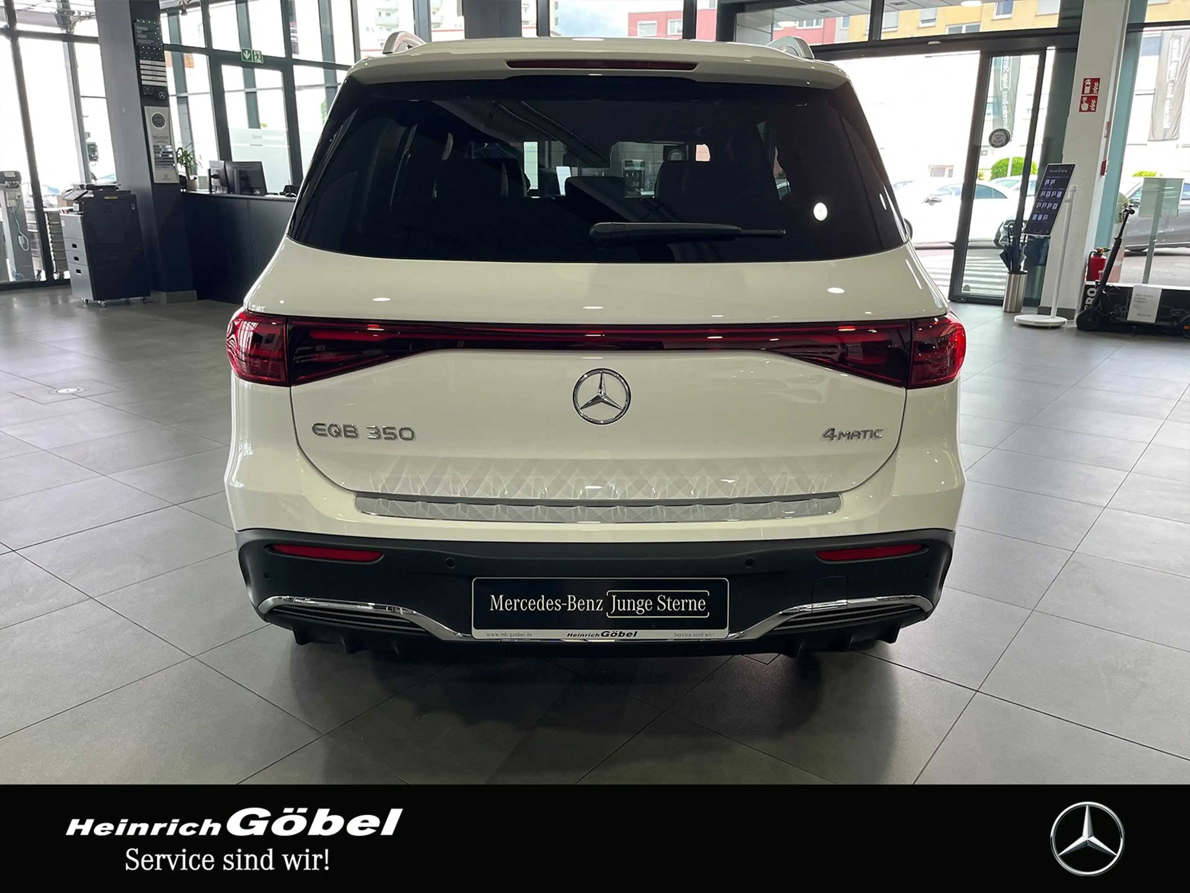 Mercedes-Benz EQB 350 4M AMG+PANO+HUD+360°+CARPLAY+MEMORY+ — photo 5