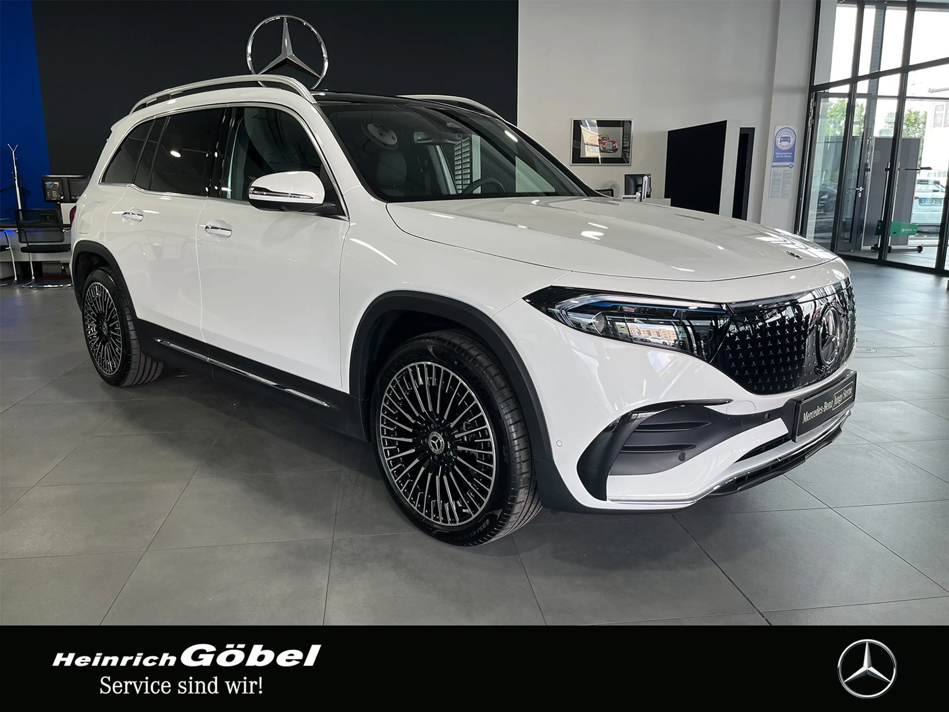 Mercedes-Benz EQB 350 4M AMG+PANO+HUD+360°+CARPLAY+MEMORY+ — photo 2