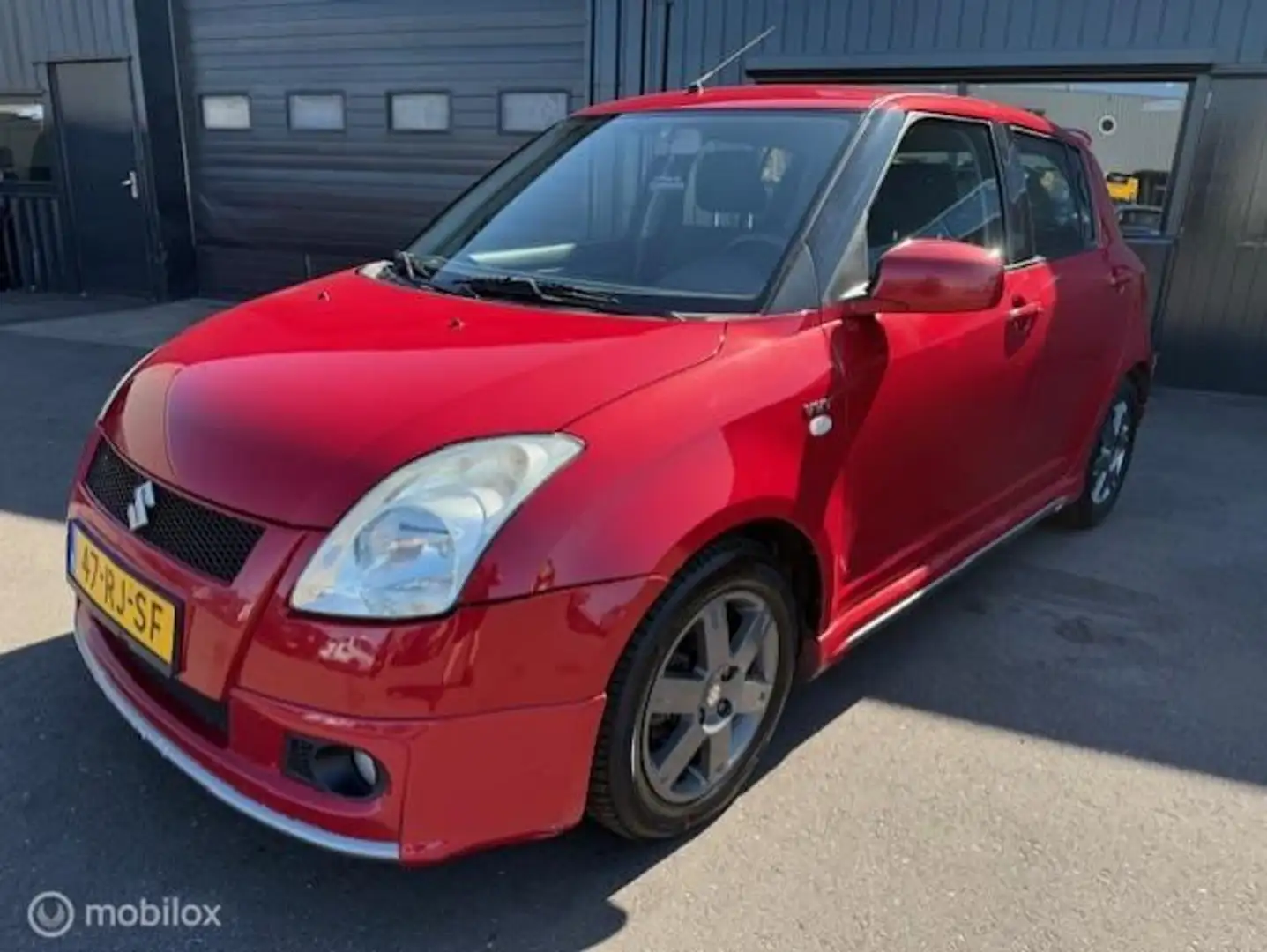 Suzuki Swift 1.5 GLS ( INRUIL AUTO MAG ZO WEG ) Rojo - 2