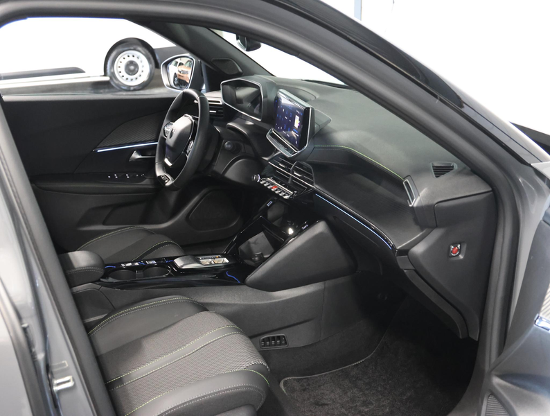 Peugeot e-2008 EV 156PK GT Avantage 54 kWh | 1ste eigenaar | ACCU — photo 9