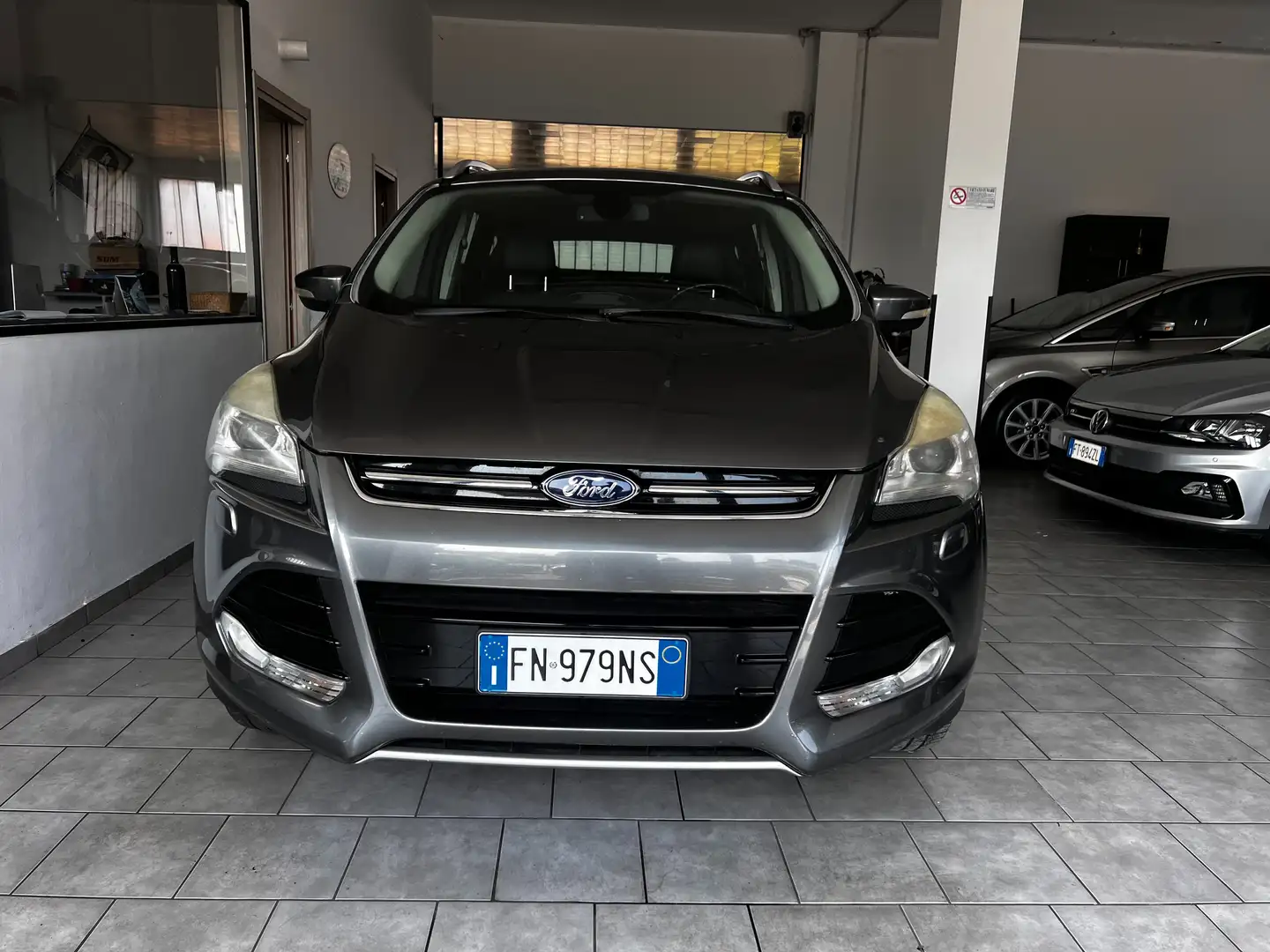 Ford Kuga Kuga 2.0 tdci Titanium 4wd 163cv powershift Grigio - 2