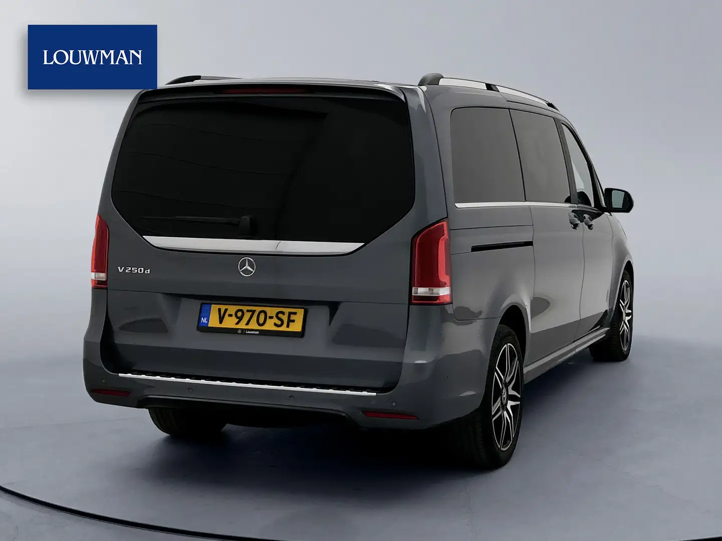 Mercedes-Benz V 250 250d Lang AMG Dubbele Cabine Avantgarde Edition Bu Grijs - 2