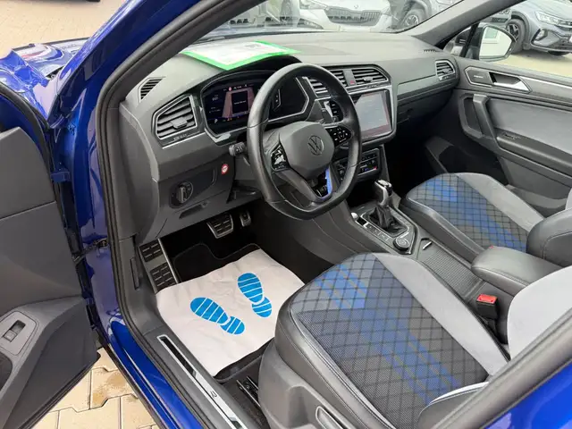 Volkswagen Tiguan view 8