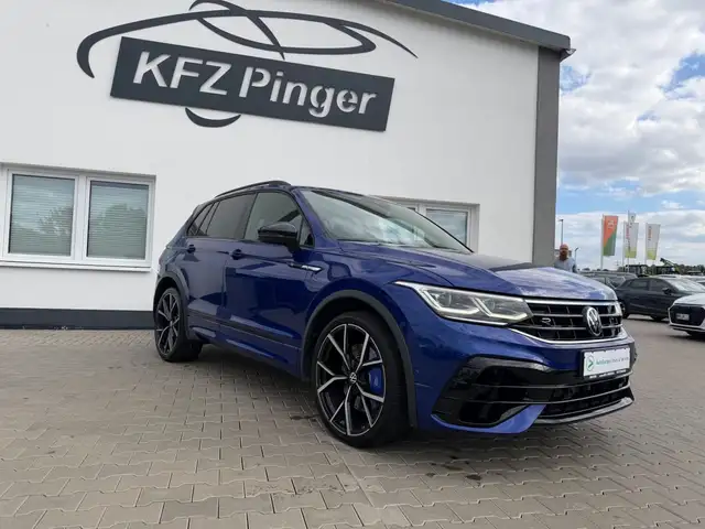 Volkswagen Tiguan view 2