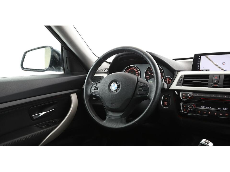 BMW 320 d Gran Turismo xDrive Aut LED SKY HEAD-UP AHK — photo 11