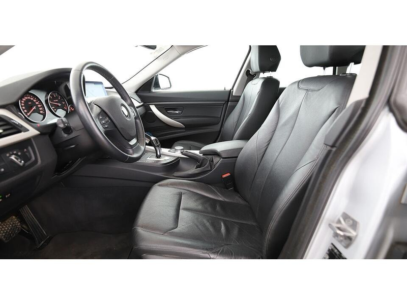 BMW 320 d Gran Turismo xDrive Aut LED SKY HEAD-UP AHK — photo 15
