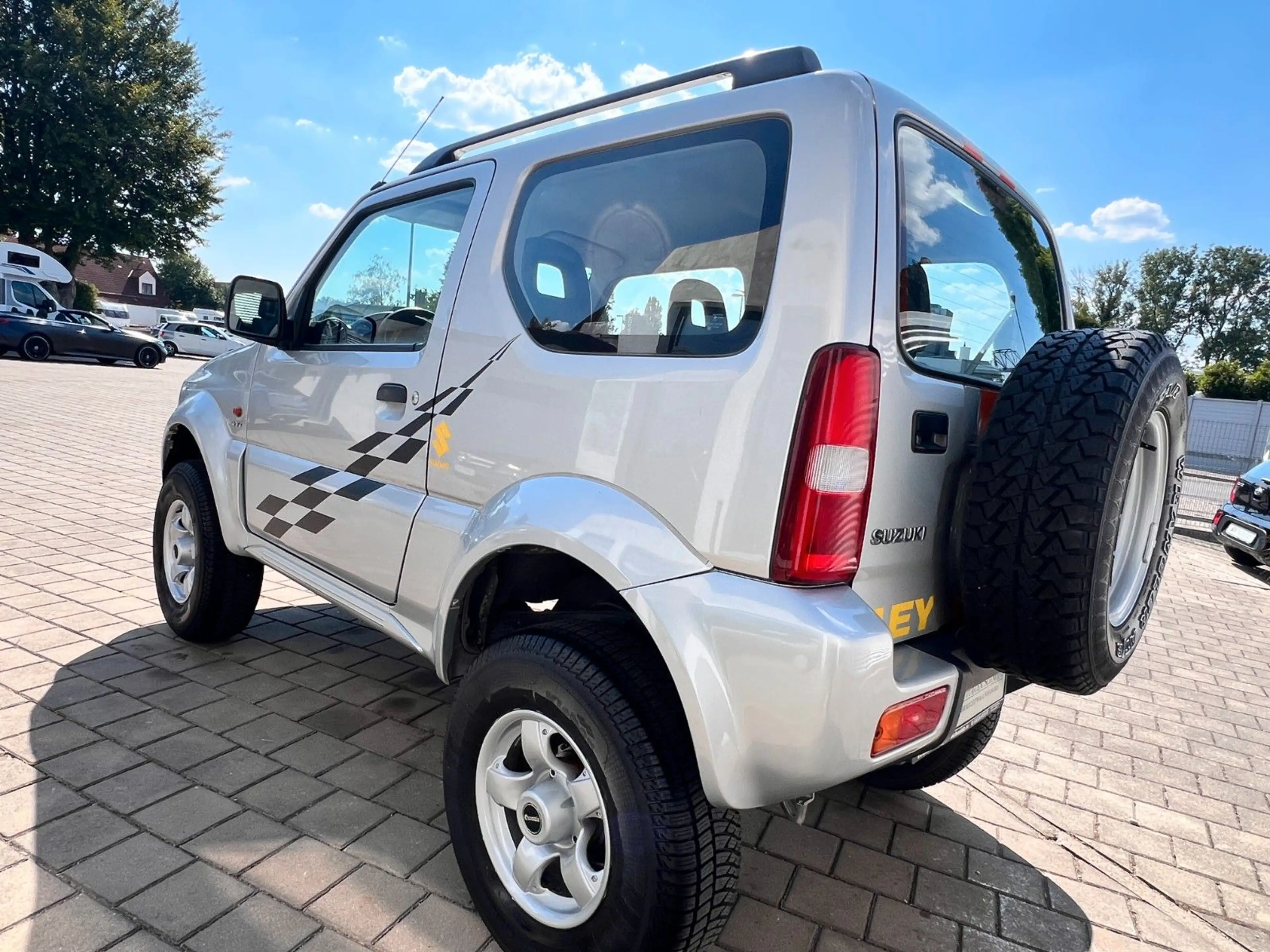 Suzuki Jimny 1,3 Club 4x4 Fahrwerk ARB Sperre 53.000KM — photo 7
