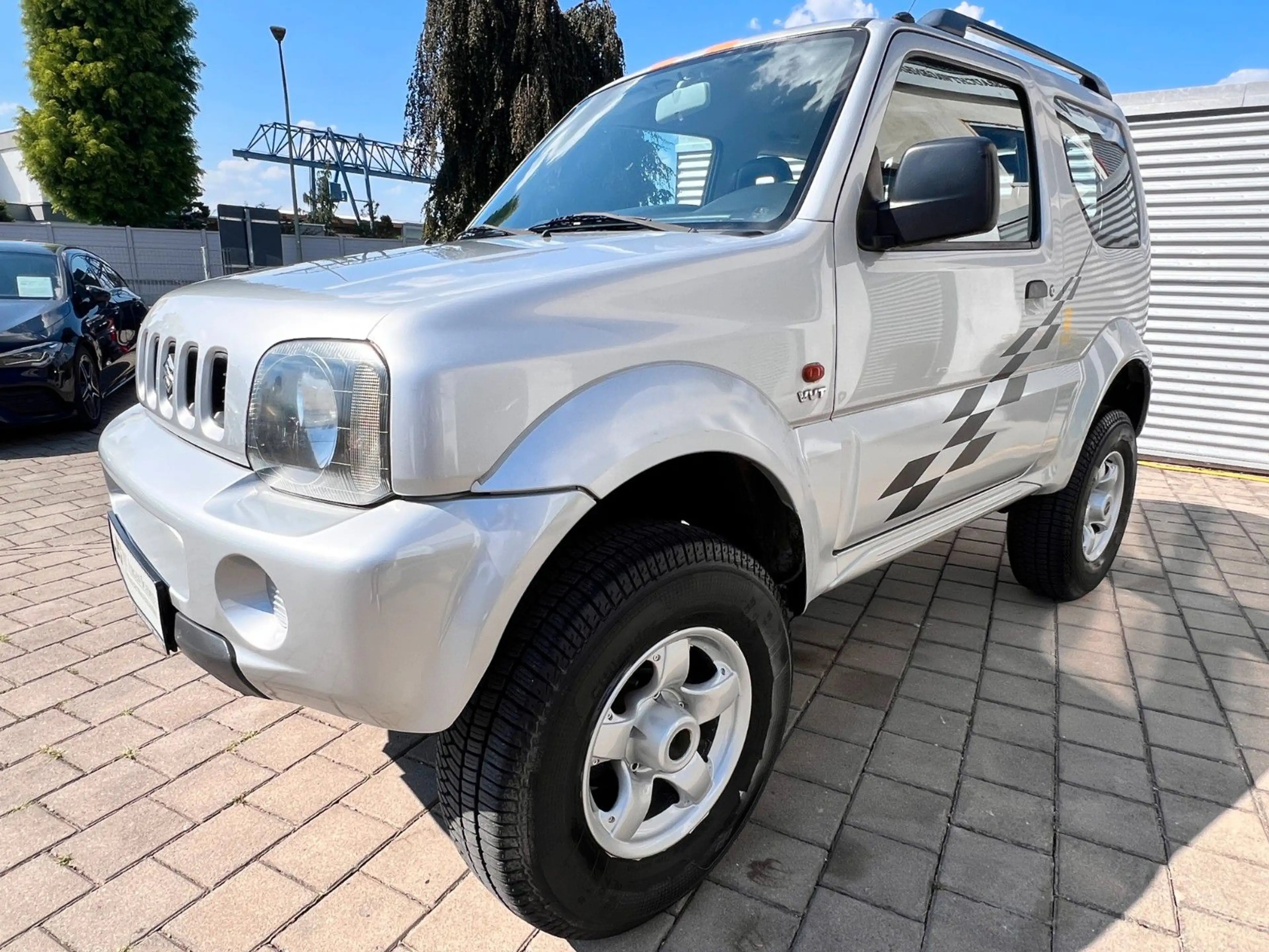 Suzuki Jimny 1,3 Club 4x4 Fahrwerk ARB Sperre 53.000KM — photo 9