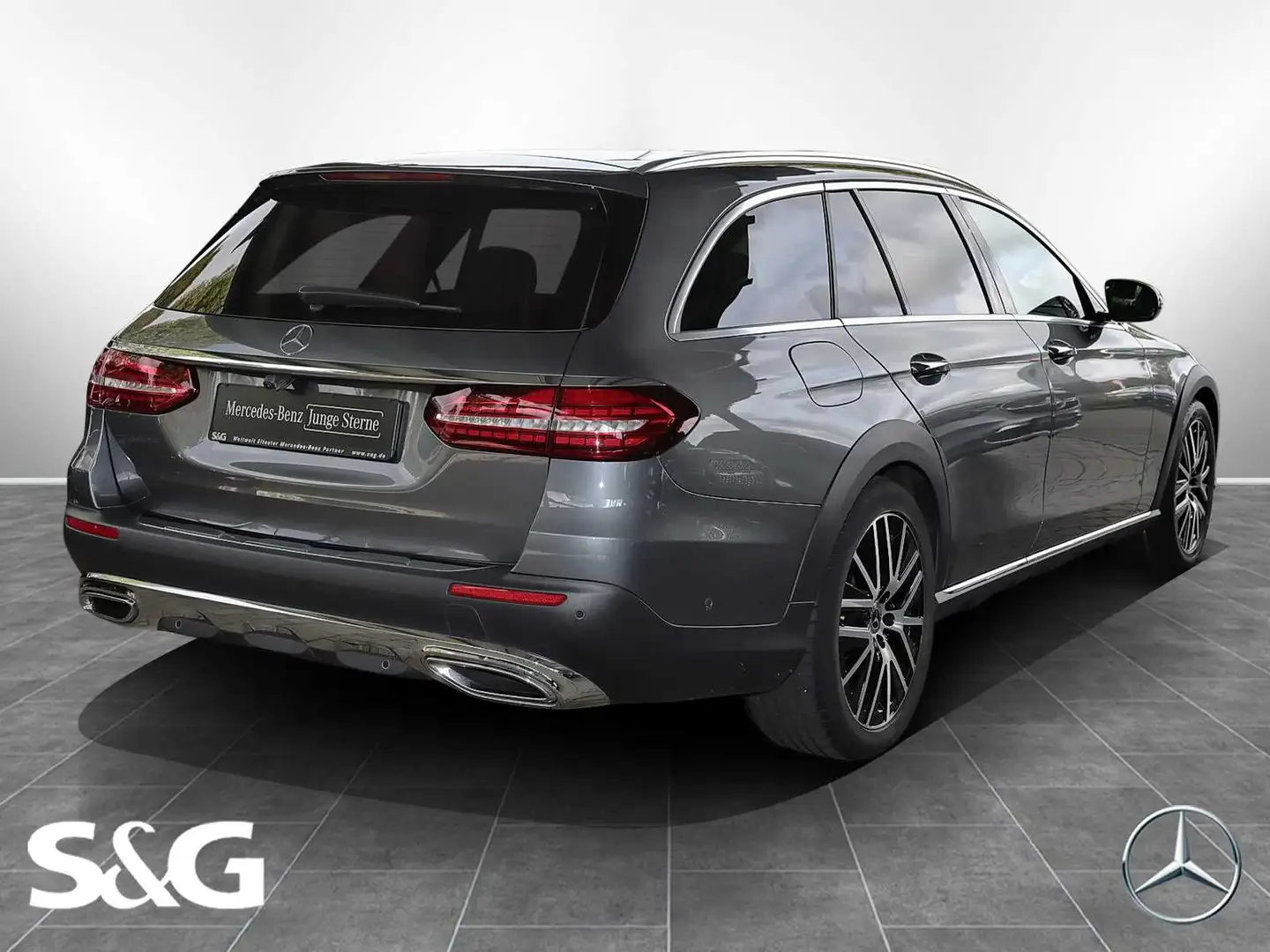 Mercedes-Benz E 450 4M T All-Terrain AHK+DISTRONIC+360°+LED Grau - 2