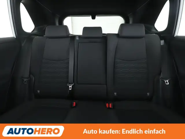 Toyota RAV4 view 15