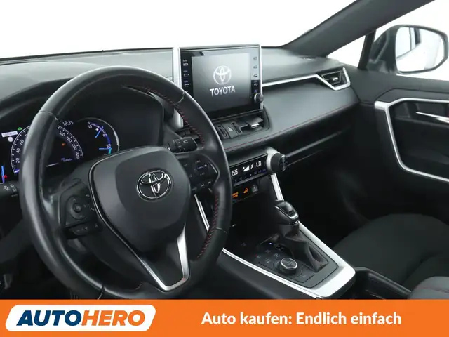 Toyota RAV4 view 11