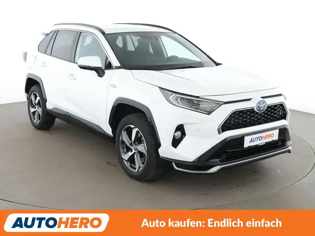 Toyota RAV4 view 8