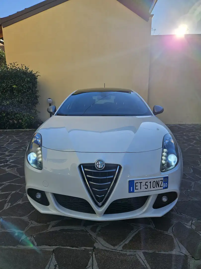 Alfa Romeo Giulietta 1.6 jtdm Veloce Bianco - 2